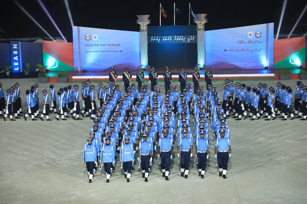 photo for ފޮޓޯ: 39ވަނަ ޕޮލިސް އިނިޝިއަލް ޓްރެއިނިންގ ކޯހުގެ ތެރެއިން