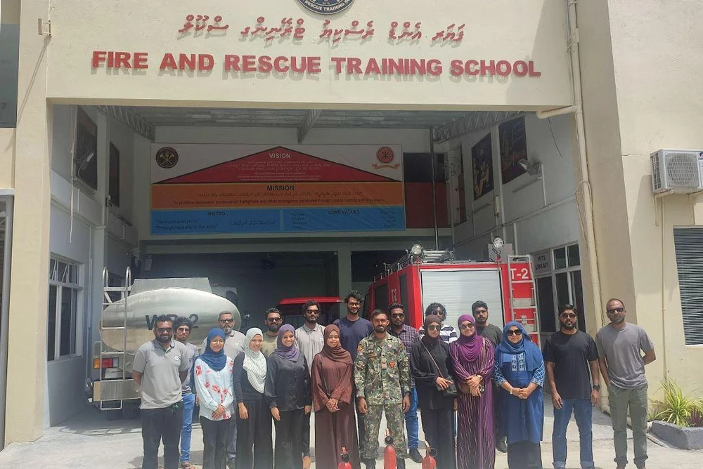 photo for އެފް.އާރ.އެސް.އިން އެމްއައިބީ މުވައްޒަފުންނަށް ފަޔަރ އެވެއާނަސް ޕްރޮގްރާމެއް ހިންގައިފި
