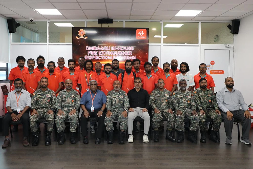 photo for ދިރާގު މުވައްޒަރުންނަށް ފަޔަރ އެކްސްޓިންގުއިޝަރ އިންސްޕެކްޓަރުން ތަމްރީނުކުރުމުގެ ޕްރޮގްރާމެއް