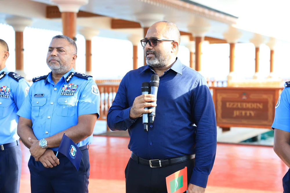 photo for "ރައީސްގެ މިދައުރުގެ ތެރޭގައި ފުލުހުންނަށް ބޭނުންވާ އިންފްރާސްޓްރަކްޗަރތައް ޤާއިމްވެގެންދާނެ"
