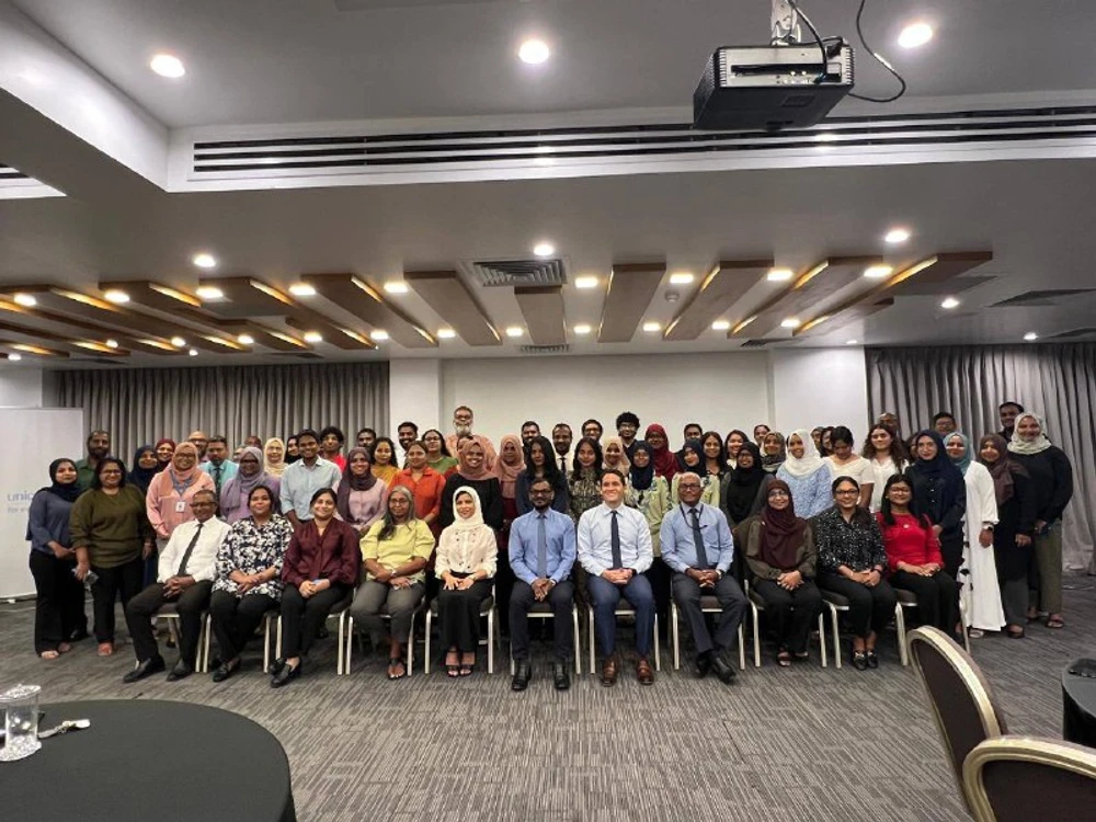 photo for ފޮޓޯ ގެލަރީ: ޞިއްޙީ ވުޒާރާ އަދި އުނިސެފް ގުޅިގެން ކުރިއަށް ގެންދިޔަ ރައުންޑް ޓޭބަލް