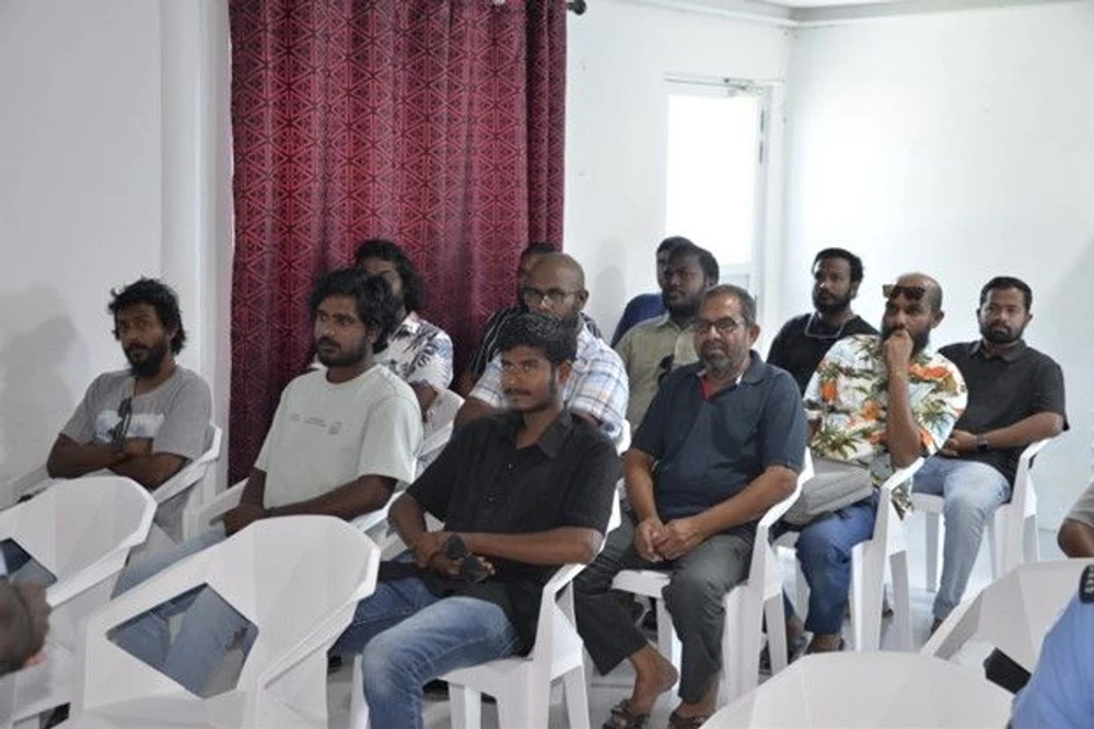 photo for ޓެކްސީ ޑްރައިވަރުން ތަމްރީނުކުރުމުގެ ފުރަތަމަ ޕްރޮގްރާމު ކުޅުދުއްފުށީގައި ހިންގައިފި