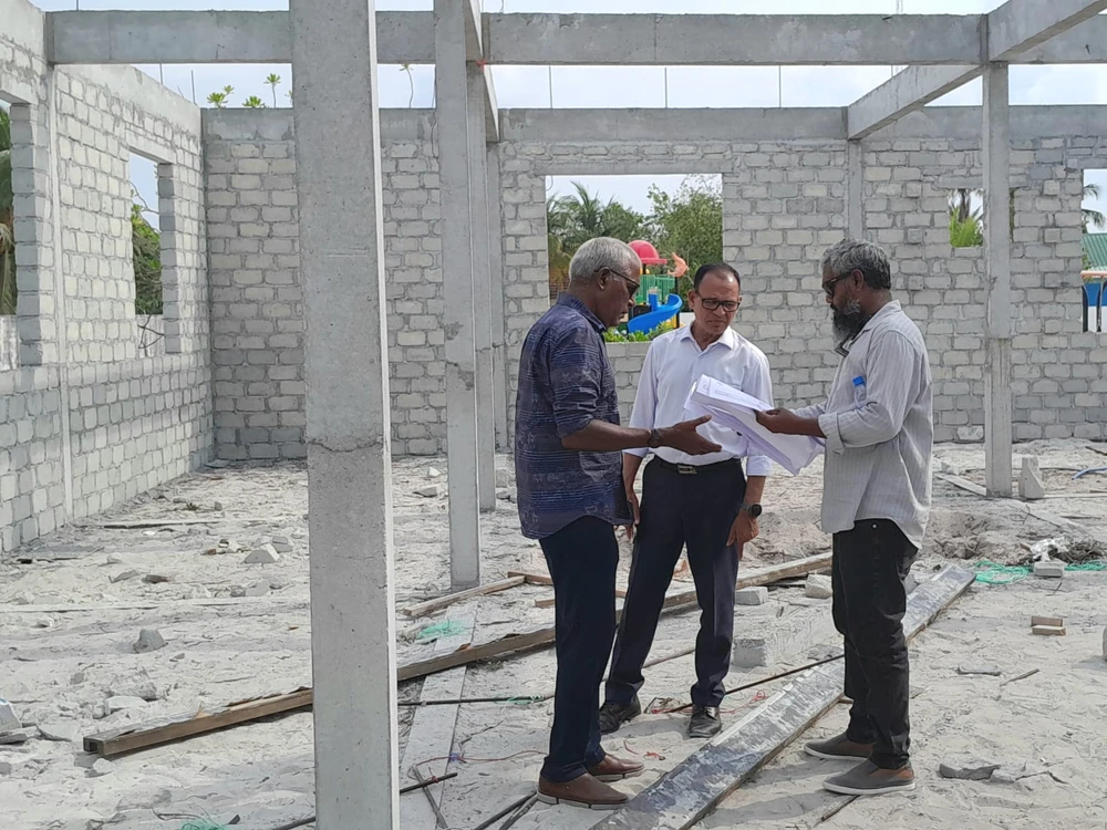 photo for ދޮންފަނު ކައުންސިލްގެ އިދާރާގެ މަސައްކަތް ކުރިއަށްދާ ގޮތް މިނިސްޓަރ ބައްލަވައިލެއްވުން