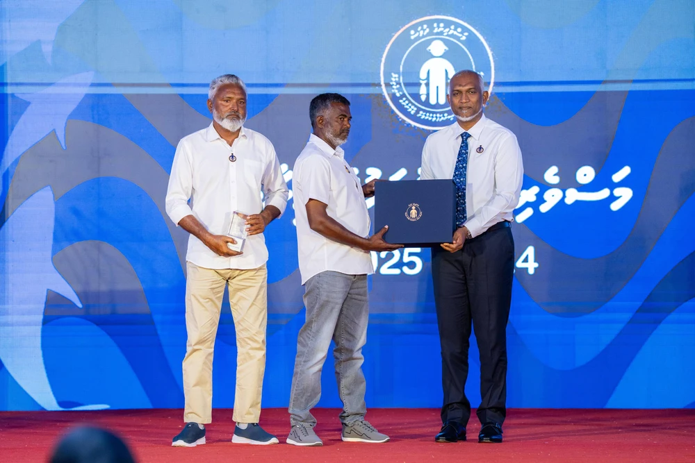 photo for މަސްވެރިކަމުގެ ސިނާއަތުގައި އަގުހުރި ހިދުމަތްތައް ކޮށްދެއްވާފައިވާ ފަރާތްތައް.