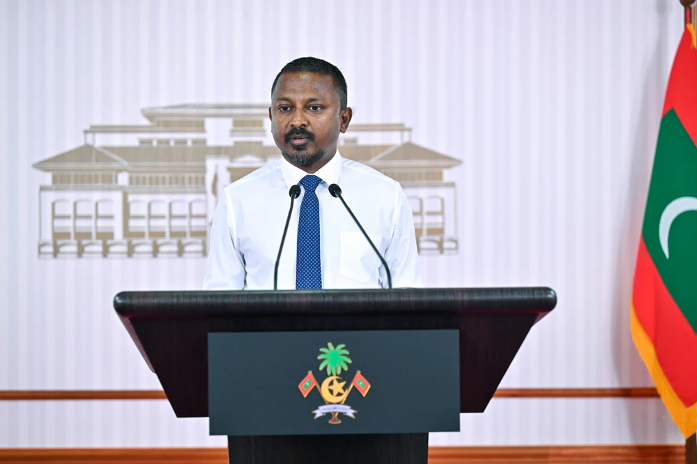 photo for ބަންޑާރަނައިބު އަލްއުސްތާޛު އަޙްމަދު އުޝާމް ބޭއްވި ޕްރެސް ކޮންފަރެންސް