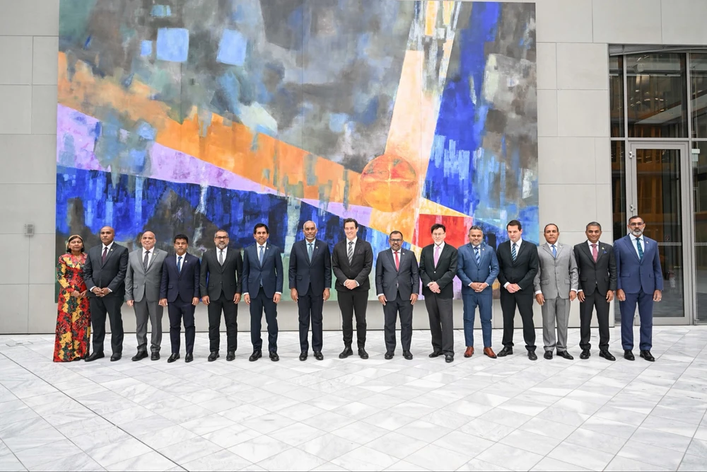 photo for ދިވެހިރާއްޖެއާއި ޖަރުމަންވިލާތުގެ އިޤްޠިޞާދީ ގުޅުން ބަދަހިކުރުމަށް "ދަ މޯލްޑިވްސް-ޖާމަނީ ބިޒްނަ