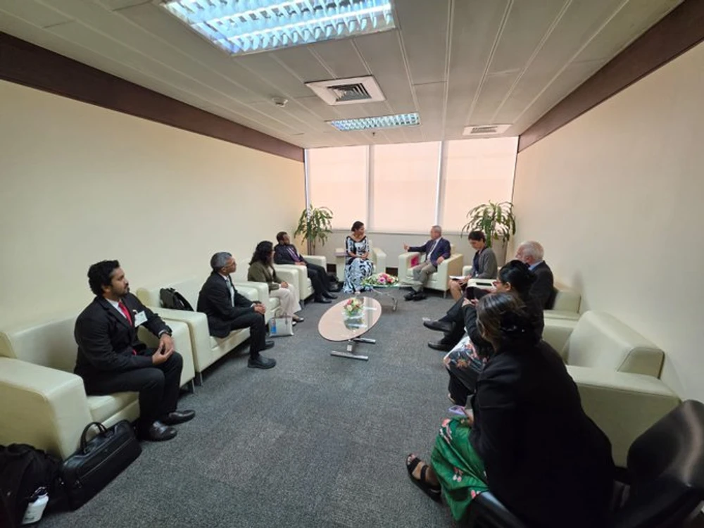photo for ކުދި ޖަޒީރާ ގައުމުތަކަށް އދ. މެދުވެރިކޮށް ދޭ އެހީތެރިކަން އިތުރުކުރުމަށް މަޝްވަރާކުރައްވައިފި