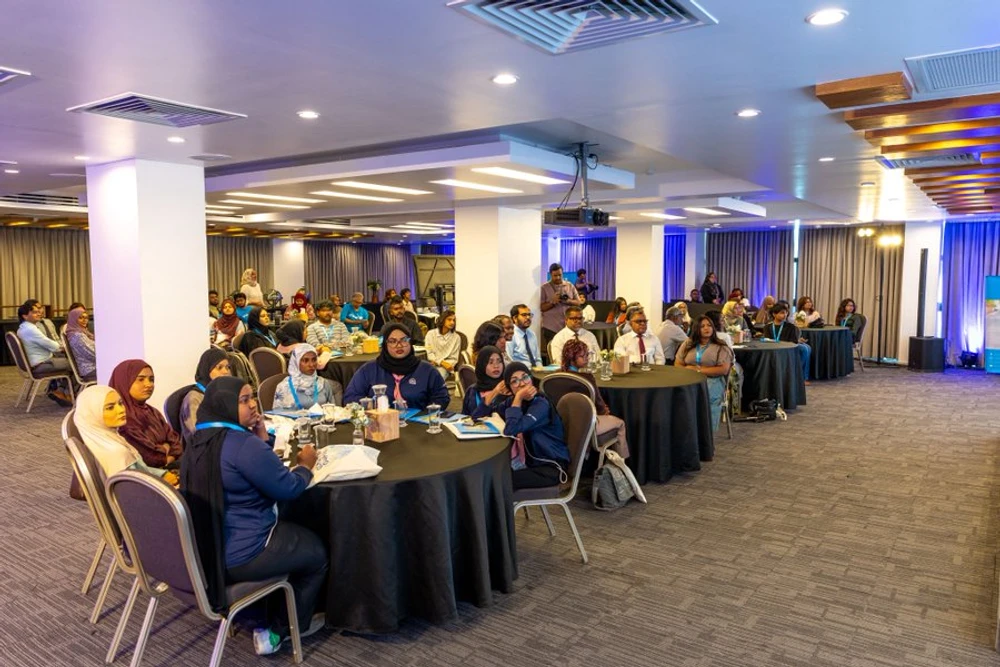 photo for މޫސުމީ ބަދަލުތަކާ ދެކޮޅަށް ކުރާ މަސައްކަތުގައި ޒުވާނުންގެ ދައުރު މުހިންމު: ސްޓޭޓް މިނިސްޓަރ މިމްރާހު