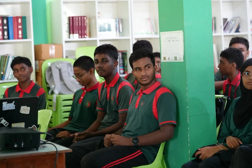 photo for ށ. ފުނަދޫ ސްކޫލްގެ ދަރިވަރުންނަށް ތިމާވެށި ހިމާޔަތްކުރުމާ ގުޅޭ ހާއްސަ ސެޝަނެއް ބާއްވައިފި
