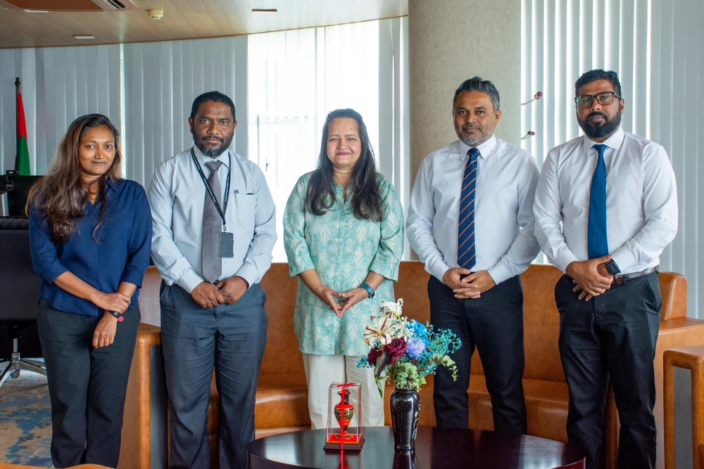 photo for ވަޒީތު ޝިޔާމް އިފާޑުގެ ބޭފުޅުންނާއި ބައްދަލުކުރެއްވުން