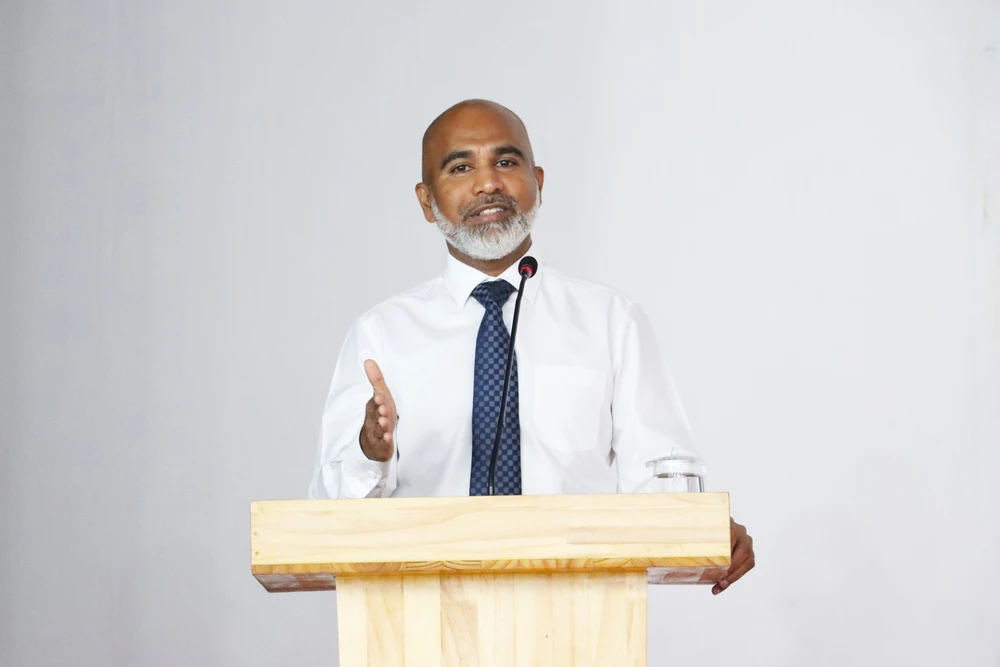 photo for ޓީ.ވީ.އެމްގެ ހޭޔަންބޯ ޕްރޮގްރާމަށް މިނިސްޓަރ ޑރ. އިސްމާޢީލް ޝަފީޢު ދެއްވި އިންޓަވިއުގެ ތެރެއިން.