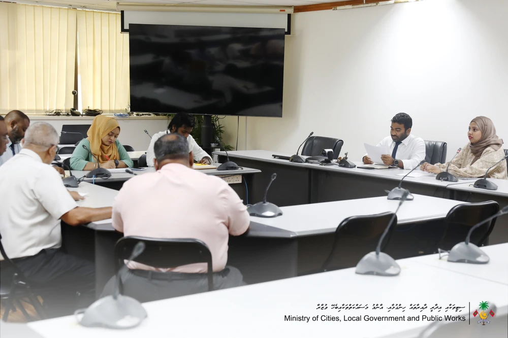 photo for މިނިސްޓްރީ އޮފް ކްލައިމެޓް ޗޭންޖް އާއެކު ބޭއްވި ބައްދަލުވުމުގެ ތެރެއިން.