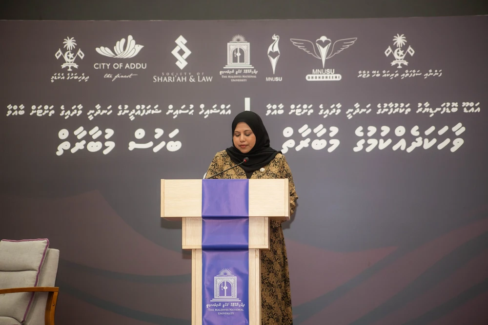 photo for ހަރުދަނާ ޝަޚުސިއްޔަތަކަށް ވާނީ އެމީހަކަށް ލިބިފައިވާ ޢިލްމާއި ހުނަރުތަކަކުން އެކަންޏެއް ނޫން: ވަޒީރު