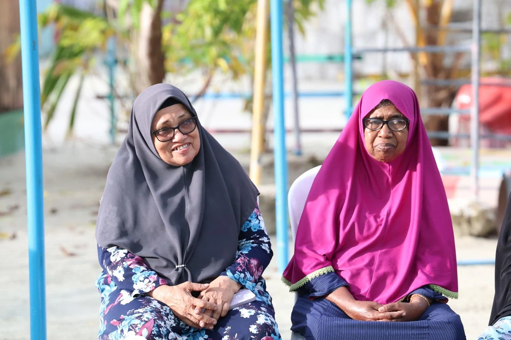 photo for ފޮޓޯ: ބަނޑިދޫގެ އިސްރަށްވެހިންނަށް "އުފާވެރި ރާސްތާ" ޕްރޮގްރާމު ހިންގުން