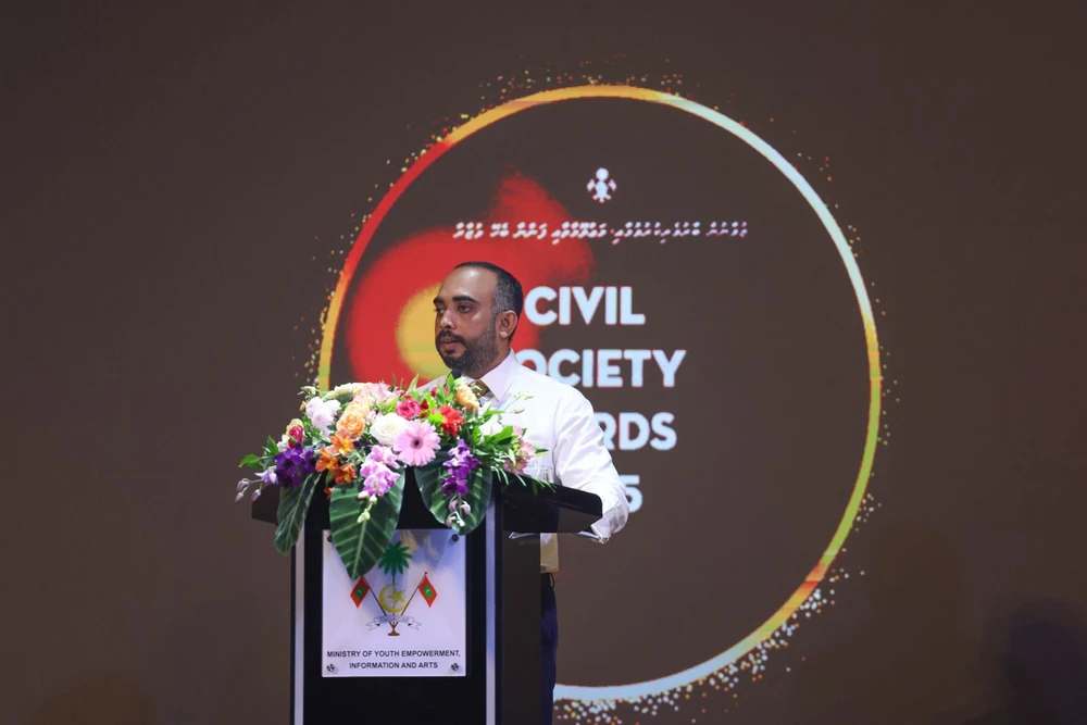 photo for މިއަހަރުގެ ސިވިލް ސޮސައިޓީ އެވޯޑް 7 ޖަމިއްޔާއަކަށްދީފި