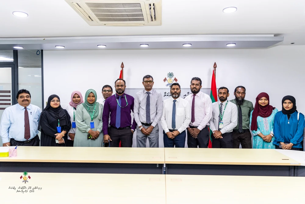 photo for ފޮޓޯ ގެލެރީ: ވަޒީރު ރާފިޢު, ގދ. ވާދޫ ކައުންސިލާ ބައްދަލުކުރެއްވުން