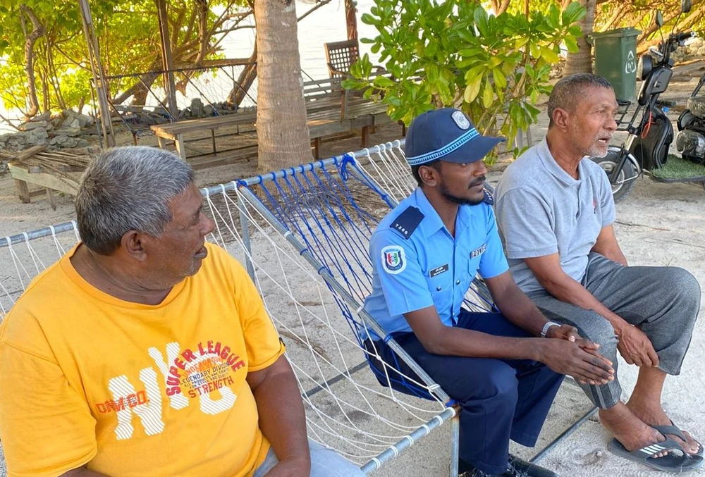 photo for ބ. ހިތާދޫގައި ވޯކް އެންޑް ޓޯކް ހަރަކާތެއް ކުރިއަށް ގެންގޮސްފި