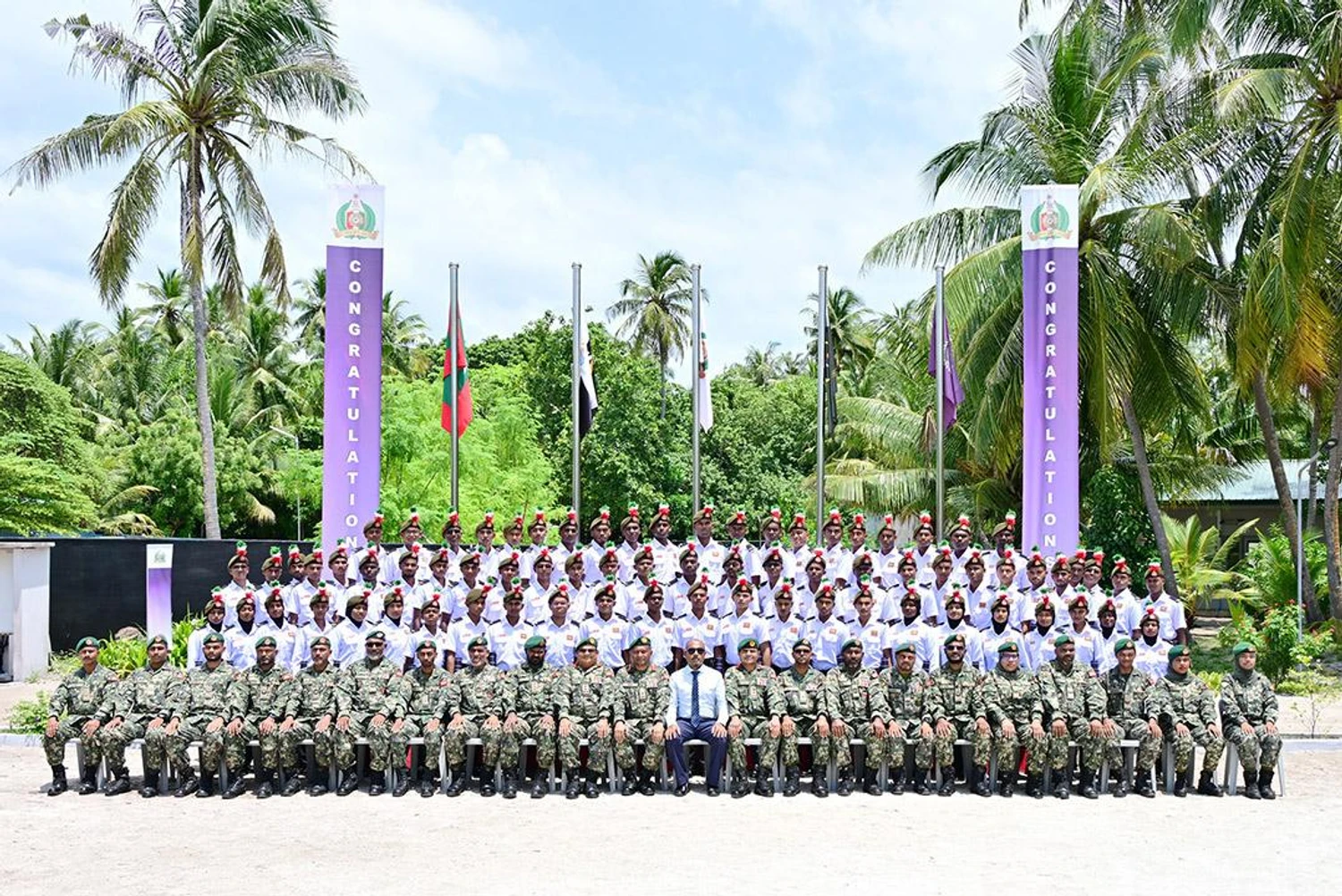 photo for ދިވެހި ވަޠަނީ ޚިދުމަތުގެ ފަންނީ ތަމްރީން-2ގެ ދަރިވަރުން ދަސްވެނިވެއްޖެ