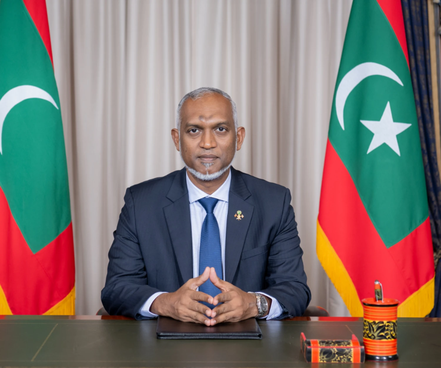 photo for މިތައިލްފެނިޑޭޓް ލިބޭނެ ގޮތް ހަމަޖެއްސުމަށް ރައީސުލްޖުމްހުރިއްޔާގެ ޤަރާރަކުން ކަނޑައަޅުއްވައިފި