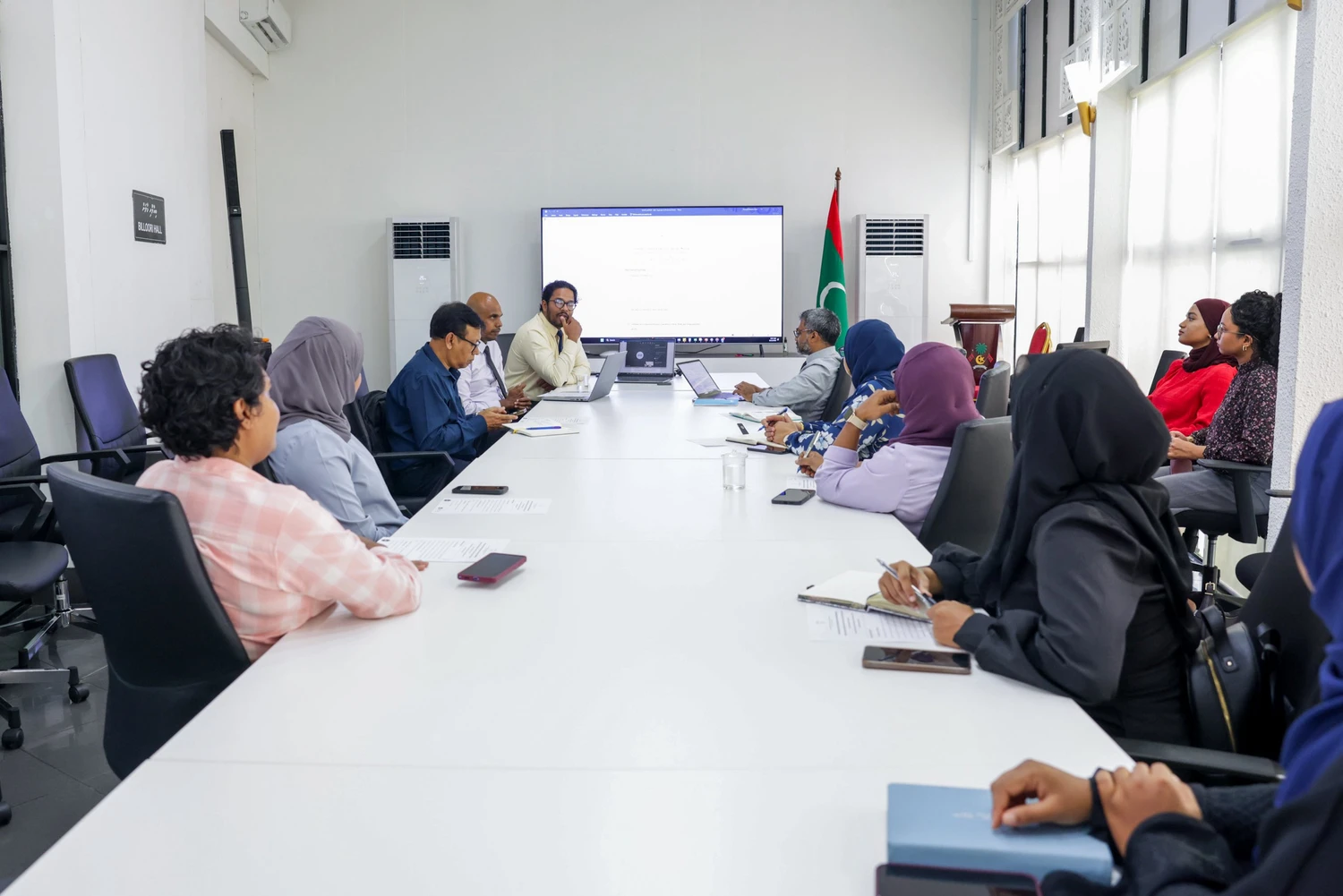 photo for "ވިލުންވެށި" ގްރާންޓް ޕްރޮގްރާމުގެ އިވެލުއޭޝަން ކޮމިޓީގެ ފުރަތަމަ ބައްދަލުވުން ބާއްވައިފި