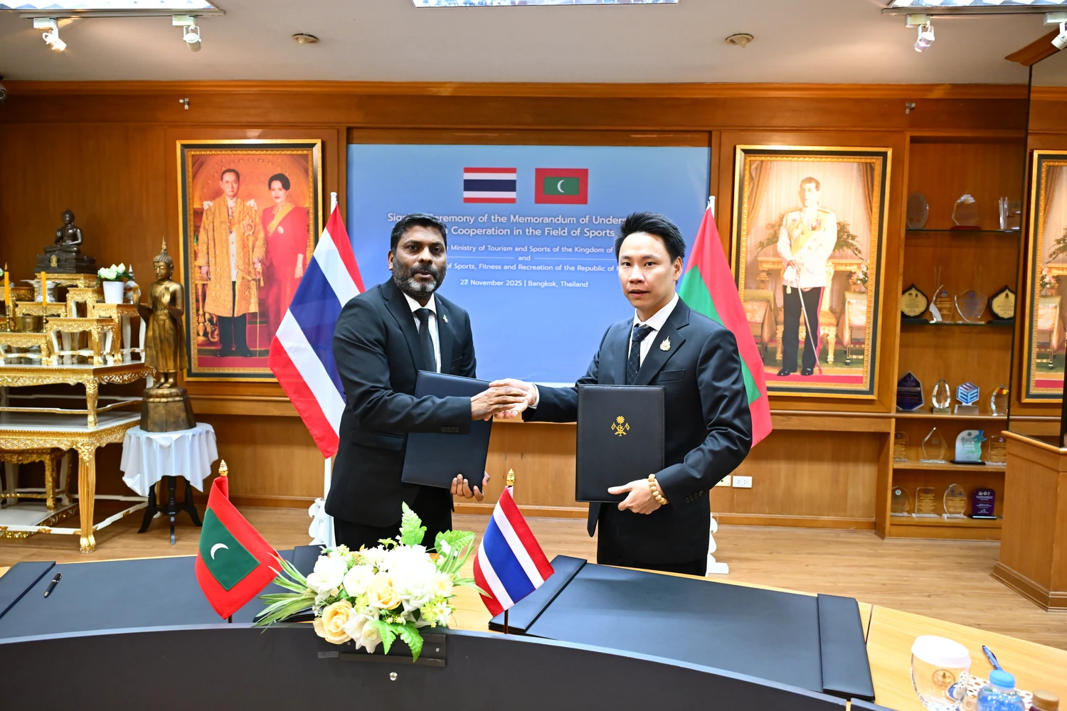 photo for ކުޅިވަރުގެ ދާއިރާއިން ގުޅުން ބަދަހިކުރުމުގެ އެއްބަސްވުމެއްގައި ތައިލެންޑާއެކު ރާއްޖެއިން ސޮއިކޮށްފި