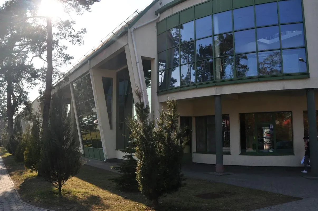 ICSiR Józefów - zdjęcie główne