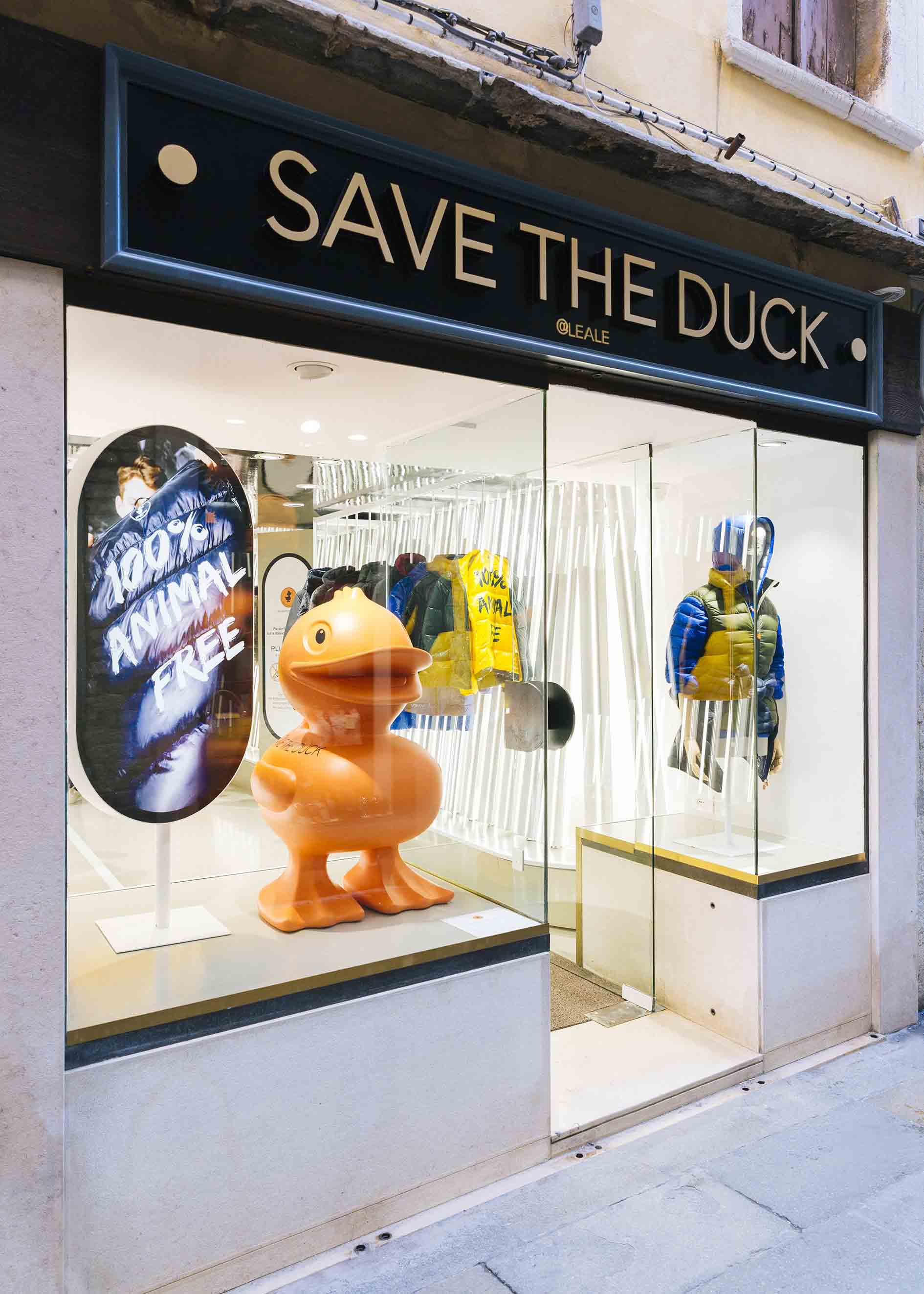 Duck store