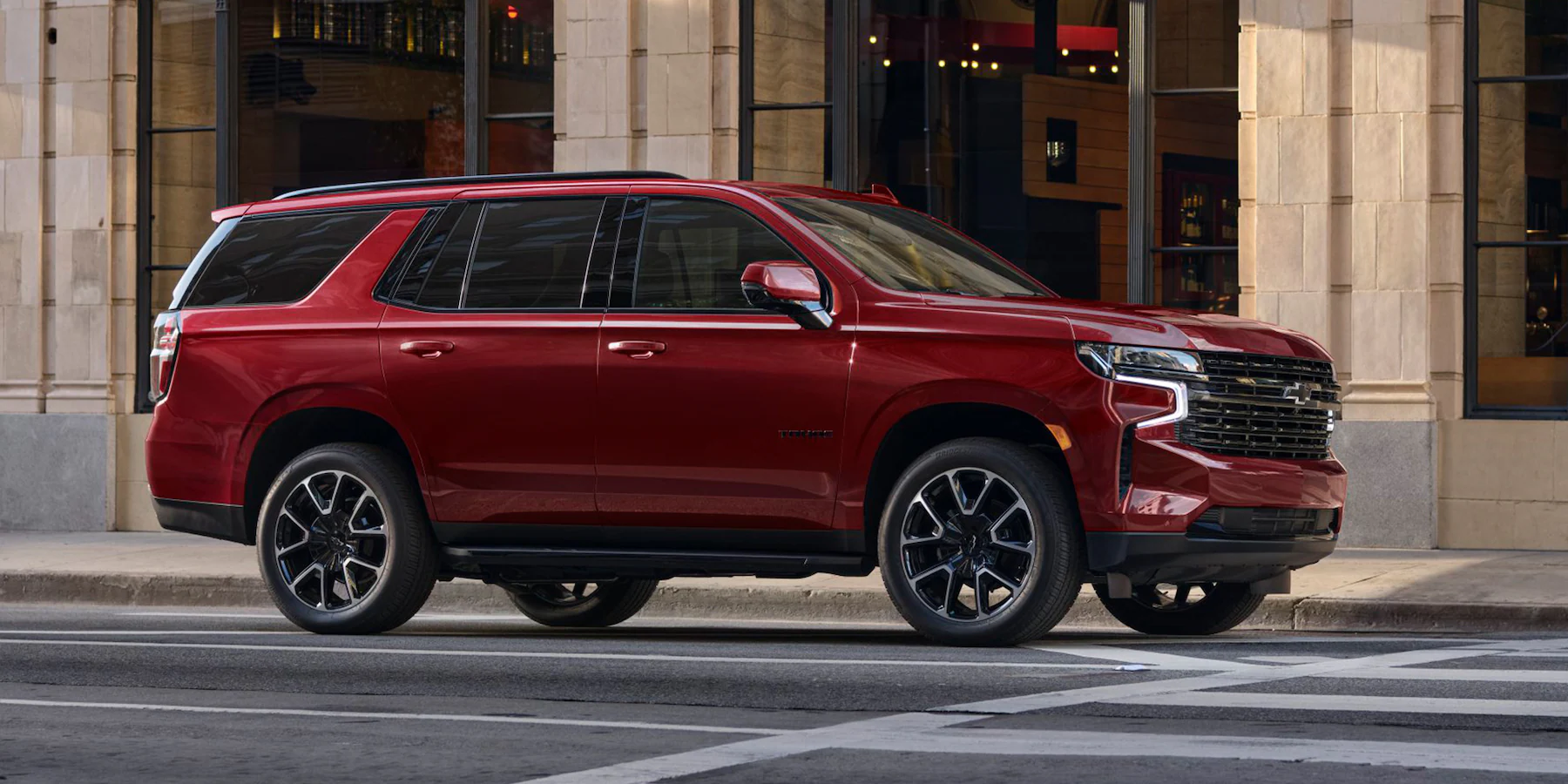 2023 Chevy Tahoe vs Toyota Sequoia