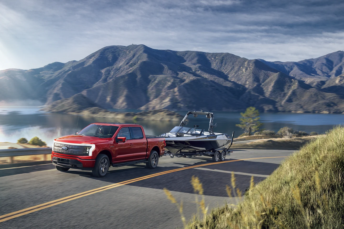 2023 Ford F-150 Lightning Towing