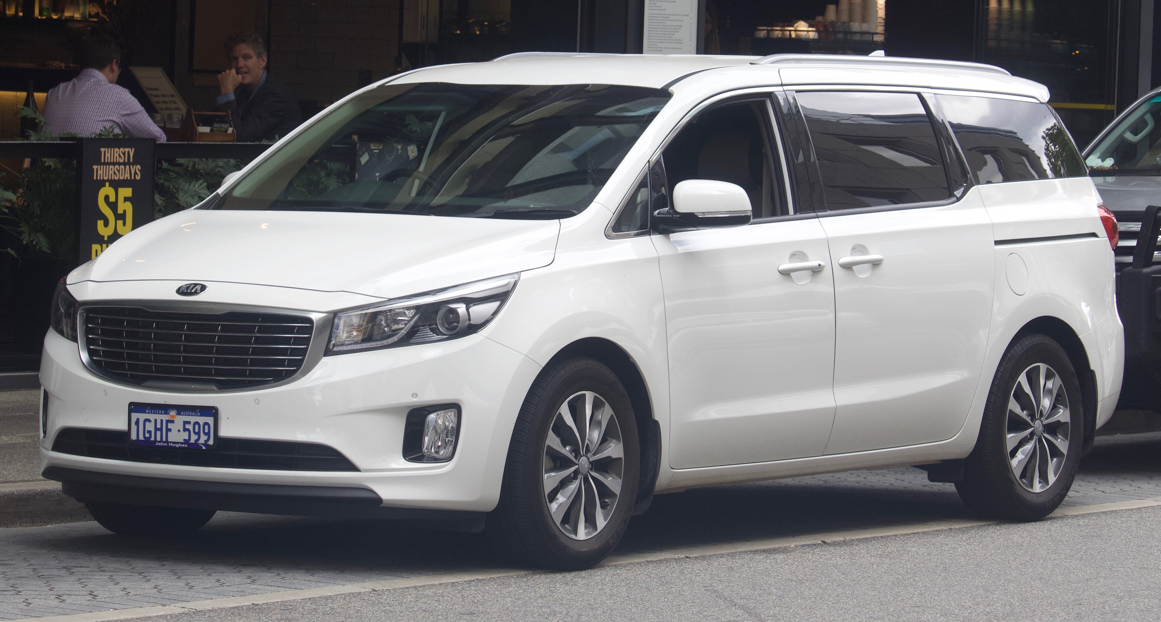 Used Kia Carnival Third Generation