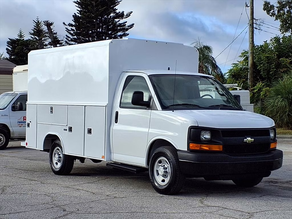 Why Service Utility Vans Are Essential for Bradenton Businesses