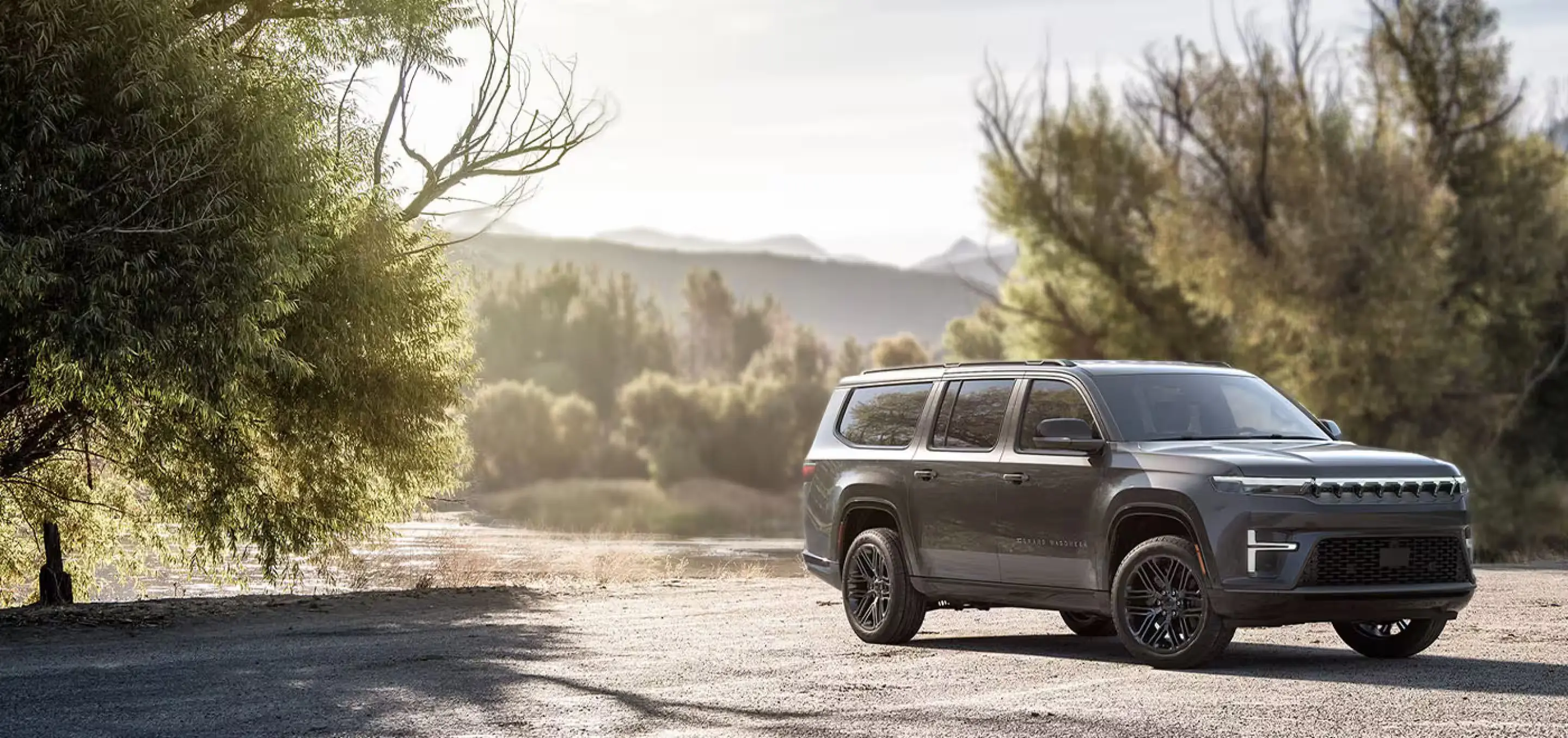 2026 Jeep Grand Wagoneer Exterior