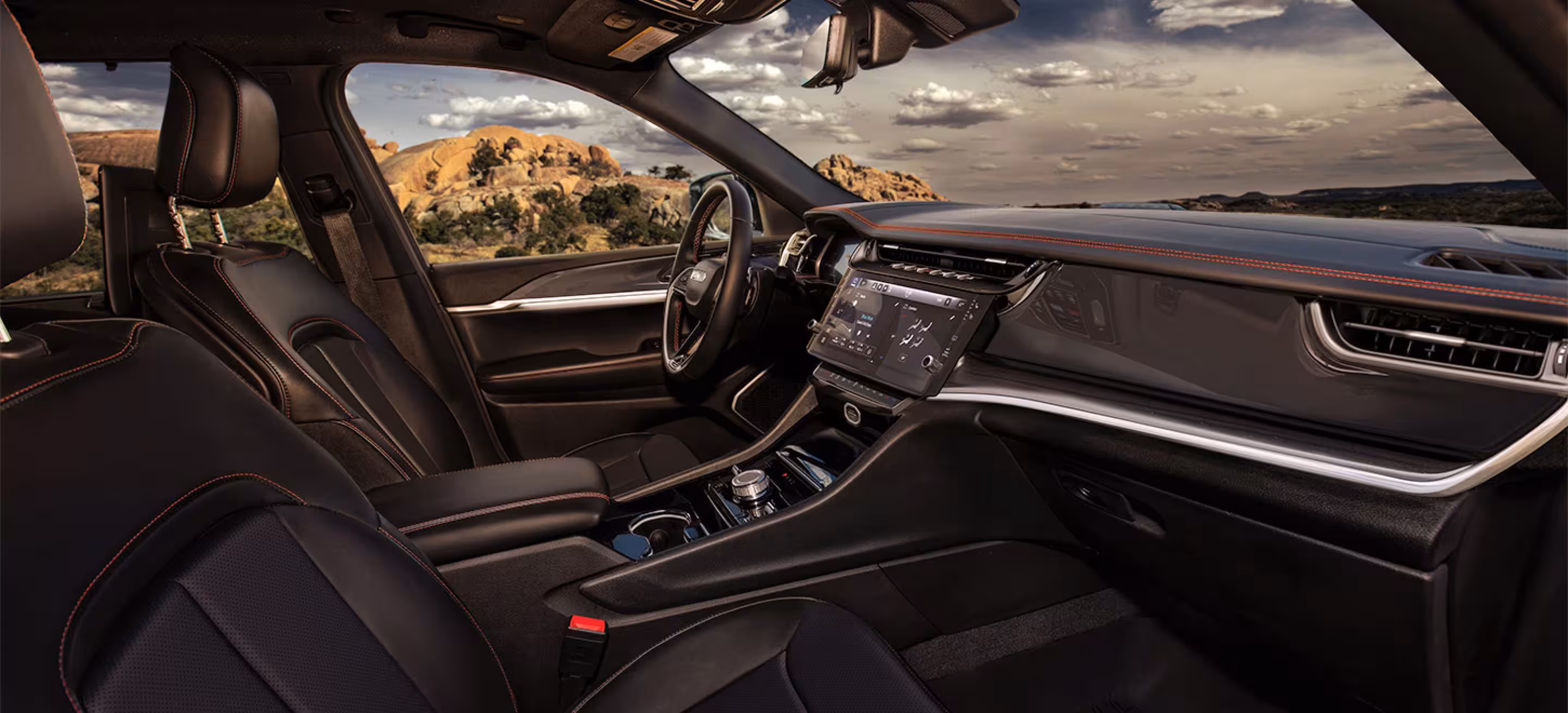 2026 Jeep Grand Cherokee Interior
