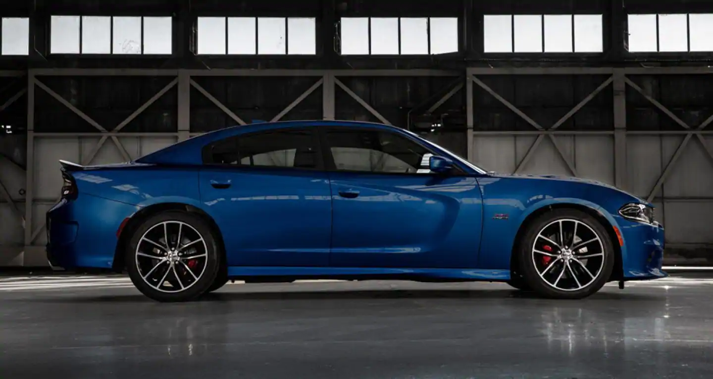 2018 Dodge Charger Trim Level SXT & GT