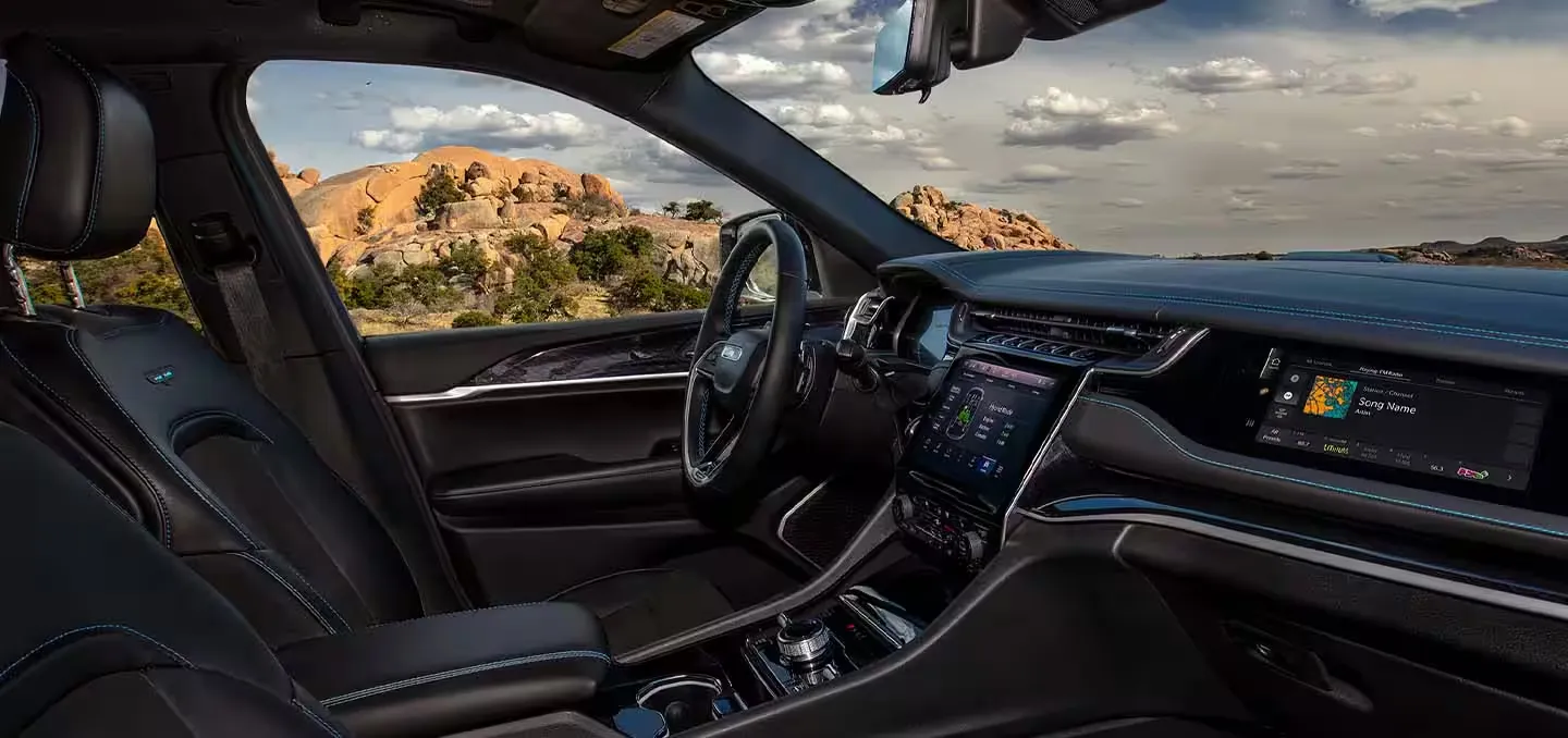 2025 Jeep Grand Cherokee 4Xe Interior