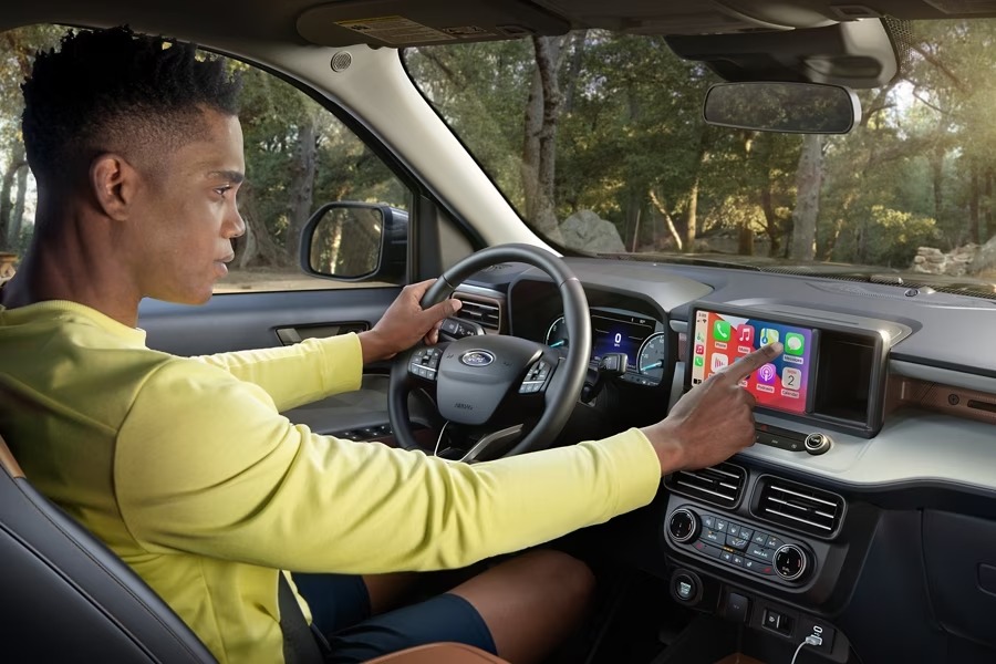 2025 Ford Maverick Interior