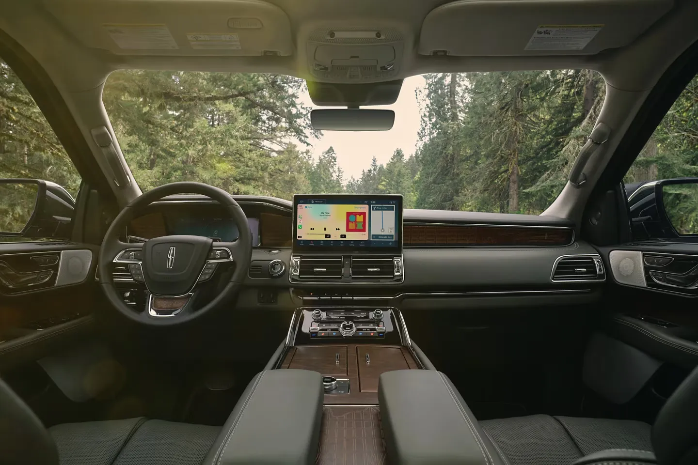 2025 Lincoln Navigator Interior
