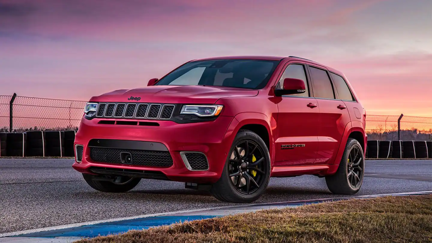 2019 Jeep Grand Cherokee Gallery Exterior Trackhawk Track