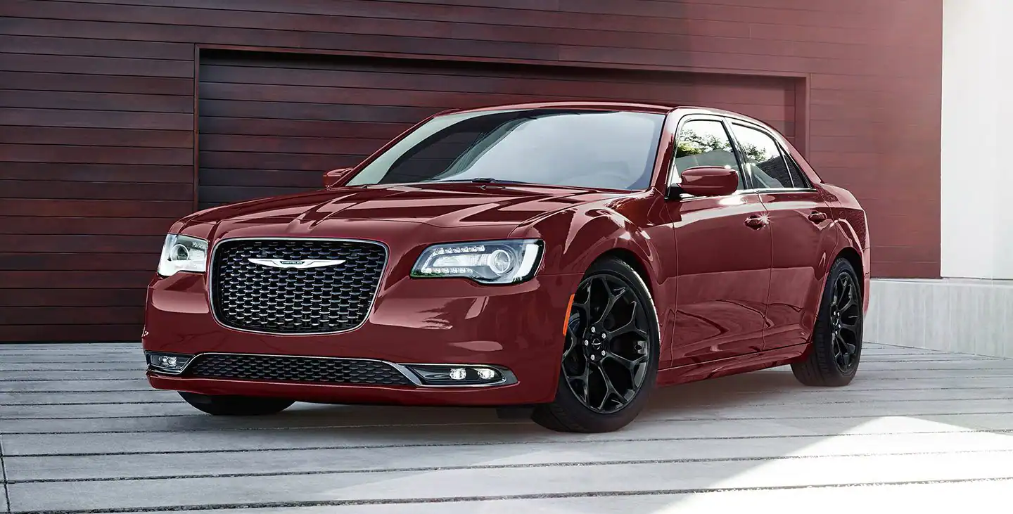 2019 chrysler 300 gallery 05