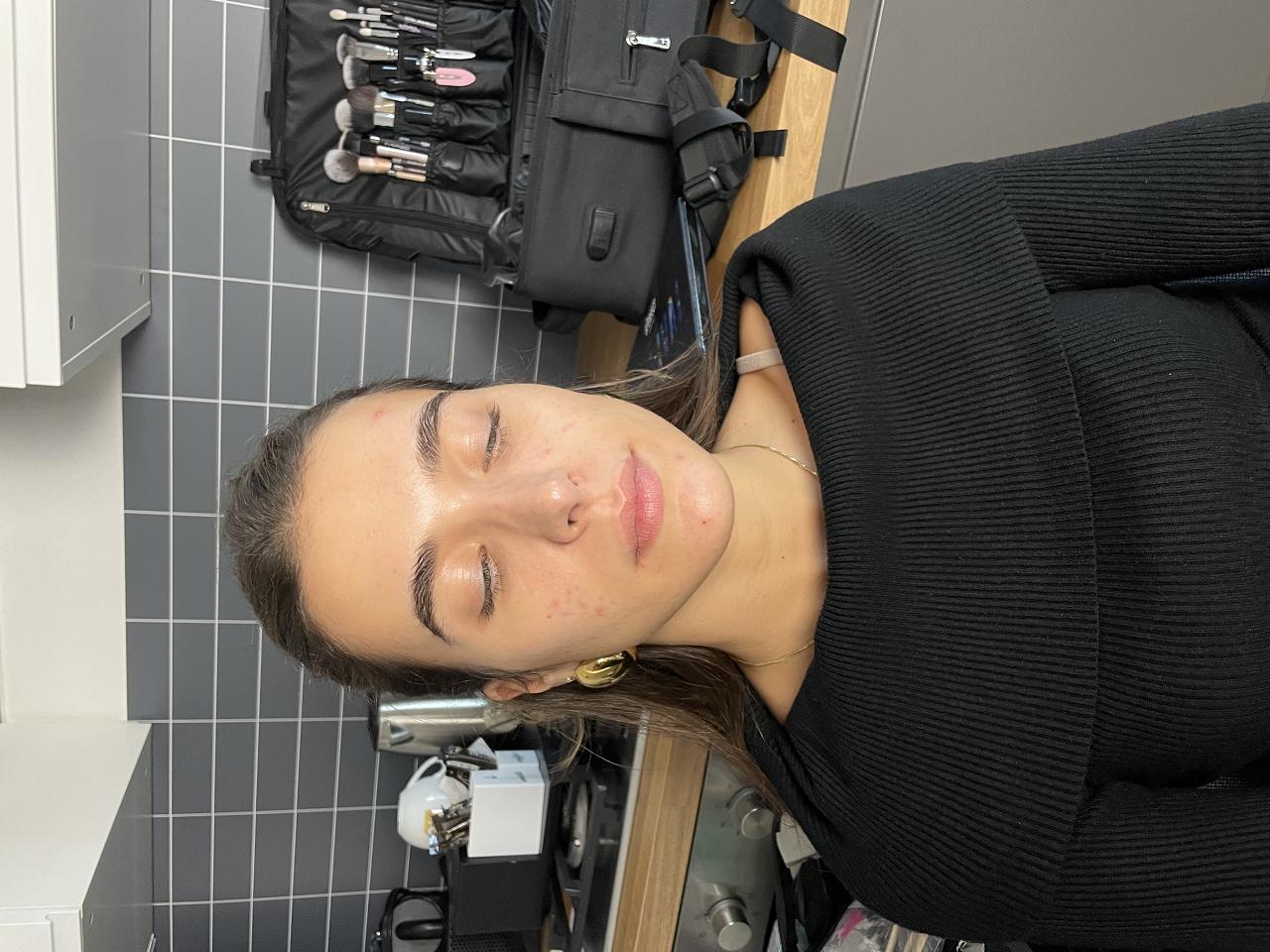 Emsi_mua