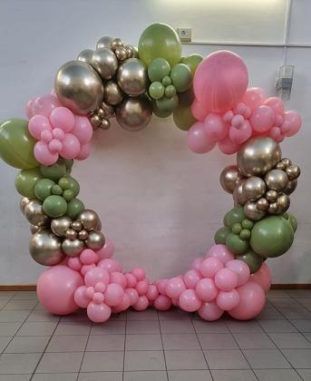 L' ANIMATRICE GIOCHERELLONA