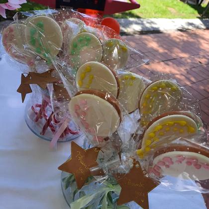 L' ANIMATRICE GIOCHERELLONA