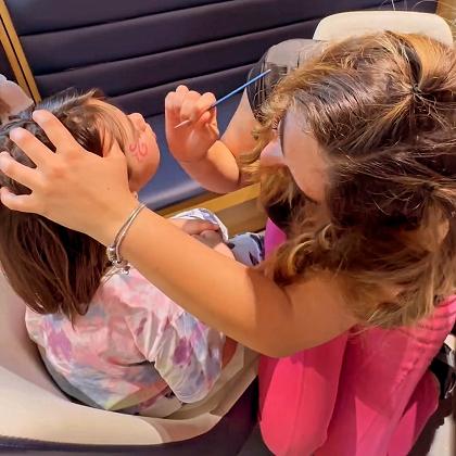 L' ANIMATRICE GIOCHERELLONA