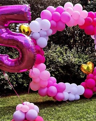 L' ANIMATRICE GIOCHERELLONA