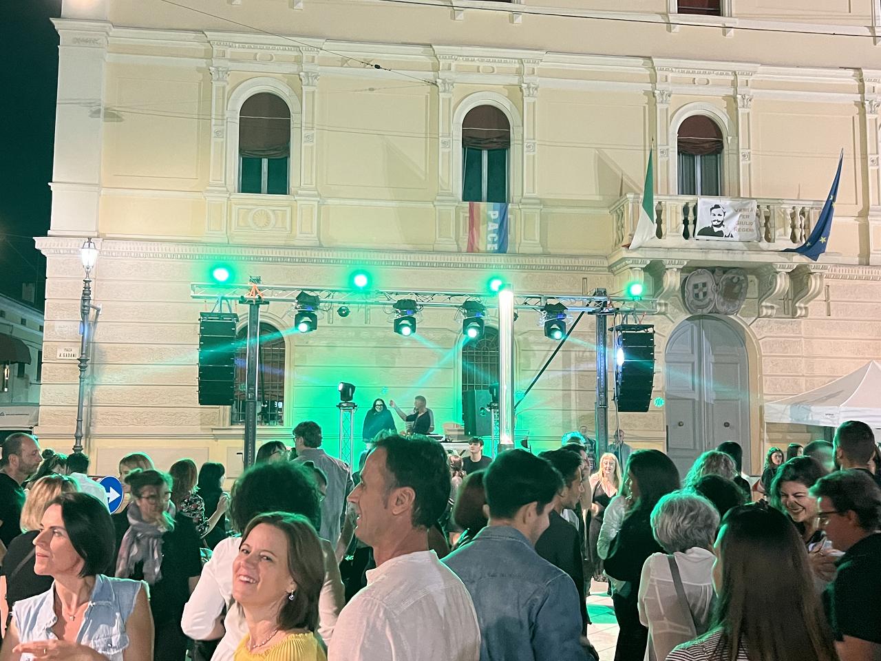 Sound imported audio & light 