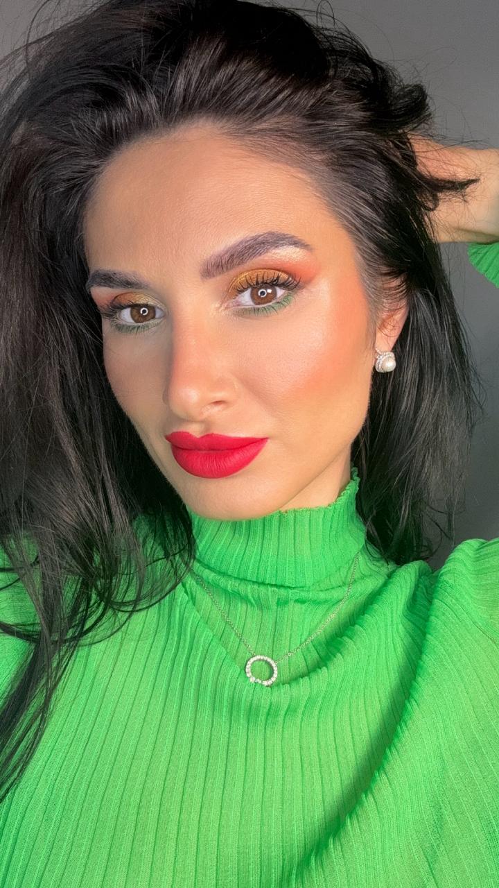 Andreea make-up artist