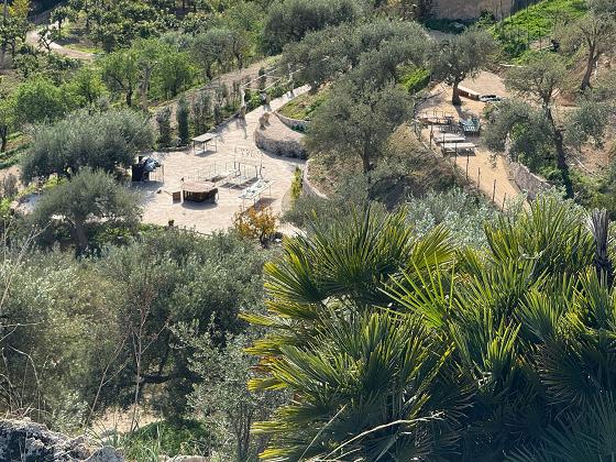 AZALO Country House - NOTO