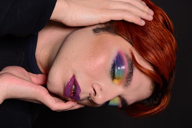 Anamake-up 