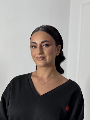 Loredana make-up and hair 