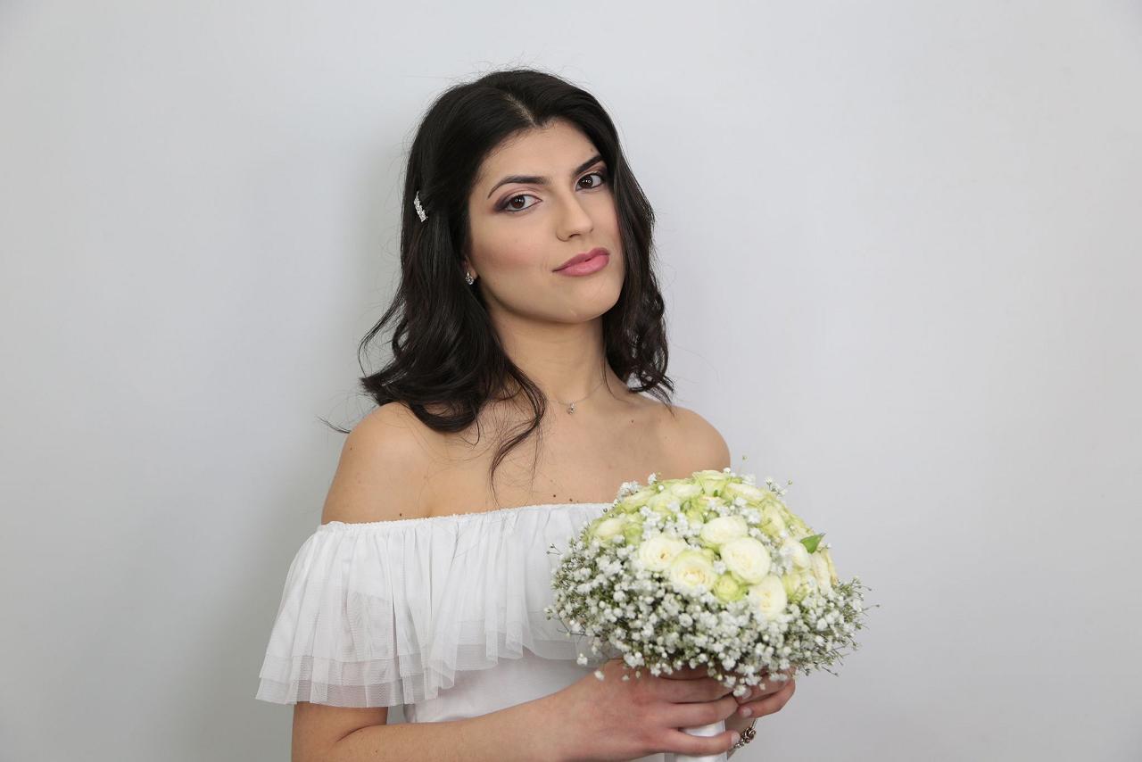 Daniela make up artist 